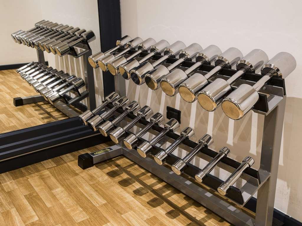 Flyon Hotel & Conference Center Bologna Faciliteiten foto Dumbbells